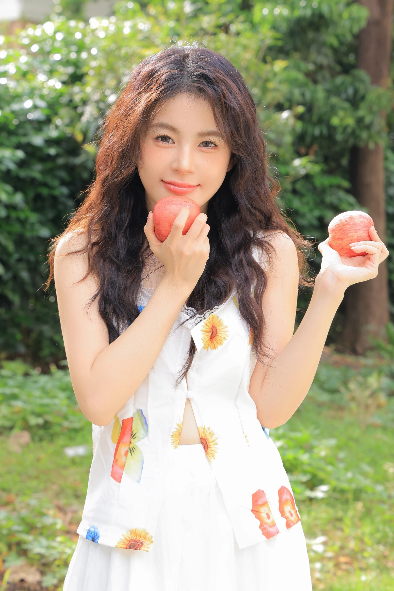 [YITUYU]艺图语-2024.10.16-绿荫环抱-裸心心-[25P-257MB]-6.webp